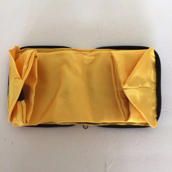 NWOT ST. JOHN PACKABLE NYLON TOTE BAG SHOPPER - Picture 6 of 10